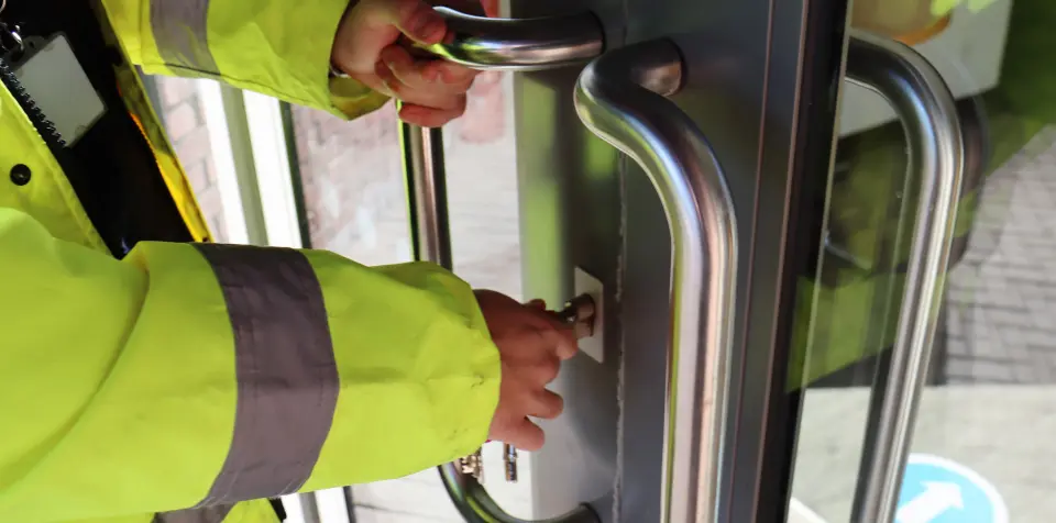 Trusted and Reliable Lock and Unlock Security Services For Your Business